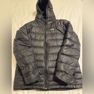 Patagonia Down Hoodie Jacket Men’s Medium